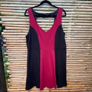 Torrid Black and White Sleeveless Dress NEW Sz 2